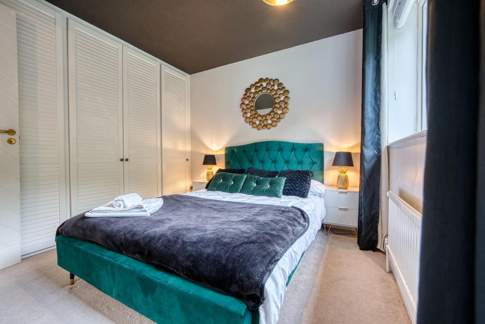 Capri 13 Sa - 3 Bed House, Close To Loughborough University & M1 Motorway, Free Wifi, Big Garden, Ample Parking- Ask For Contractor Rates! Экстерьер фото