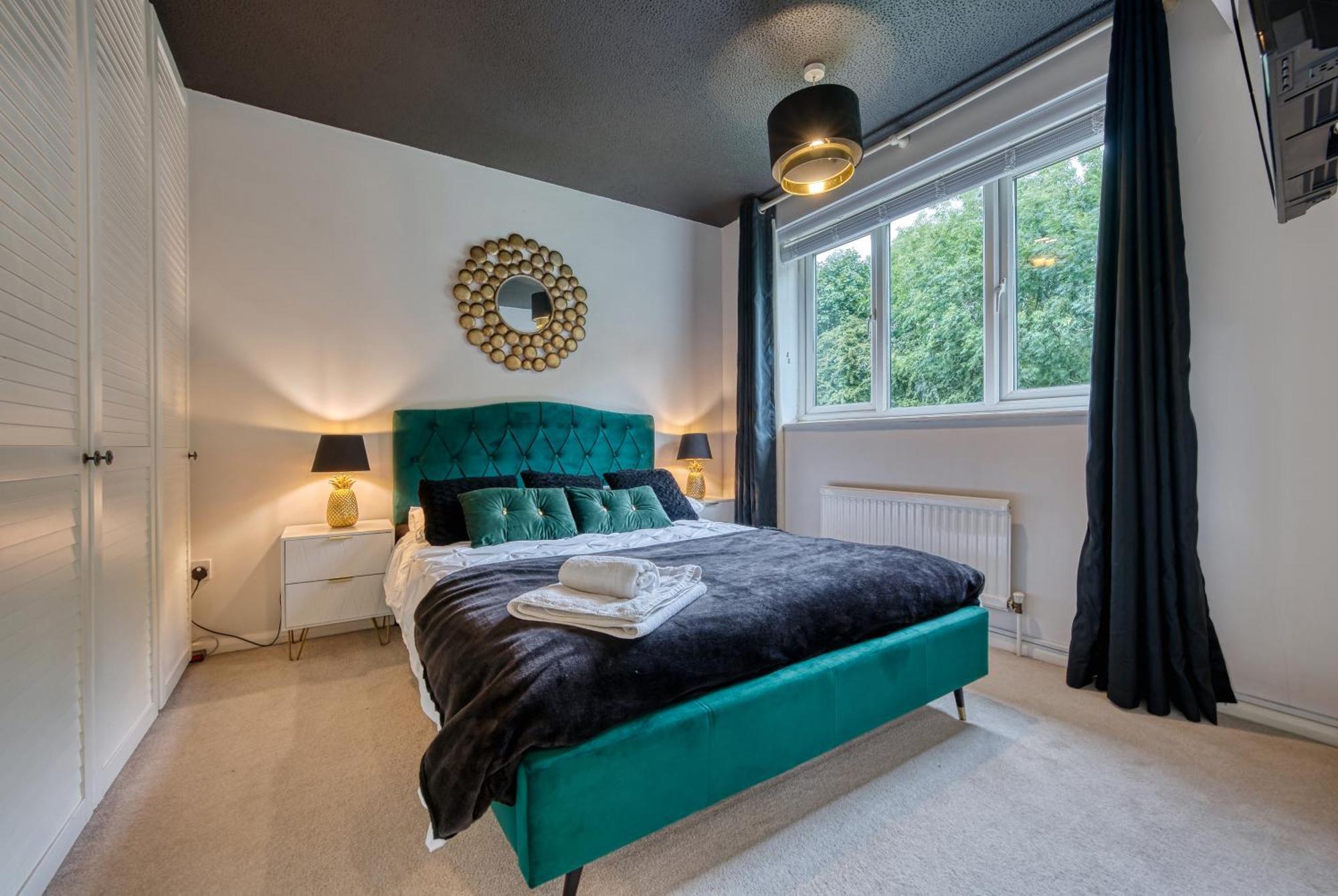 Capri 13 Sa - 3 Bed House, Close To Loughborough University & M1 Motorway, Free Wifi, Big Garden, Ample Parking- Ask For Contractor Rates! Экстерьер фото