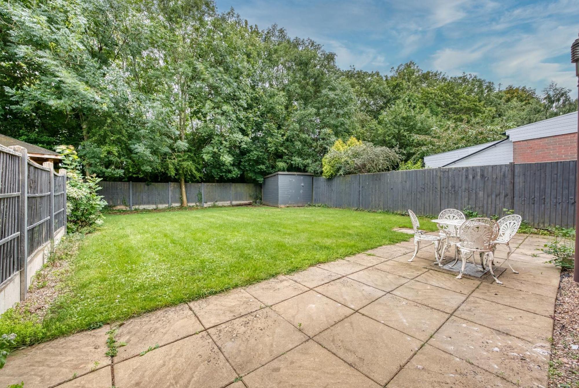 Capri 13 Sa - 3 Bed House, Close To Loughborough University & M1 Motorway, Free Wifi, Big Garden, Ample Parking- Ask For Contractor Rates! Экстерьер фото